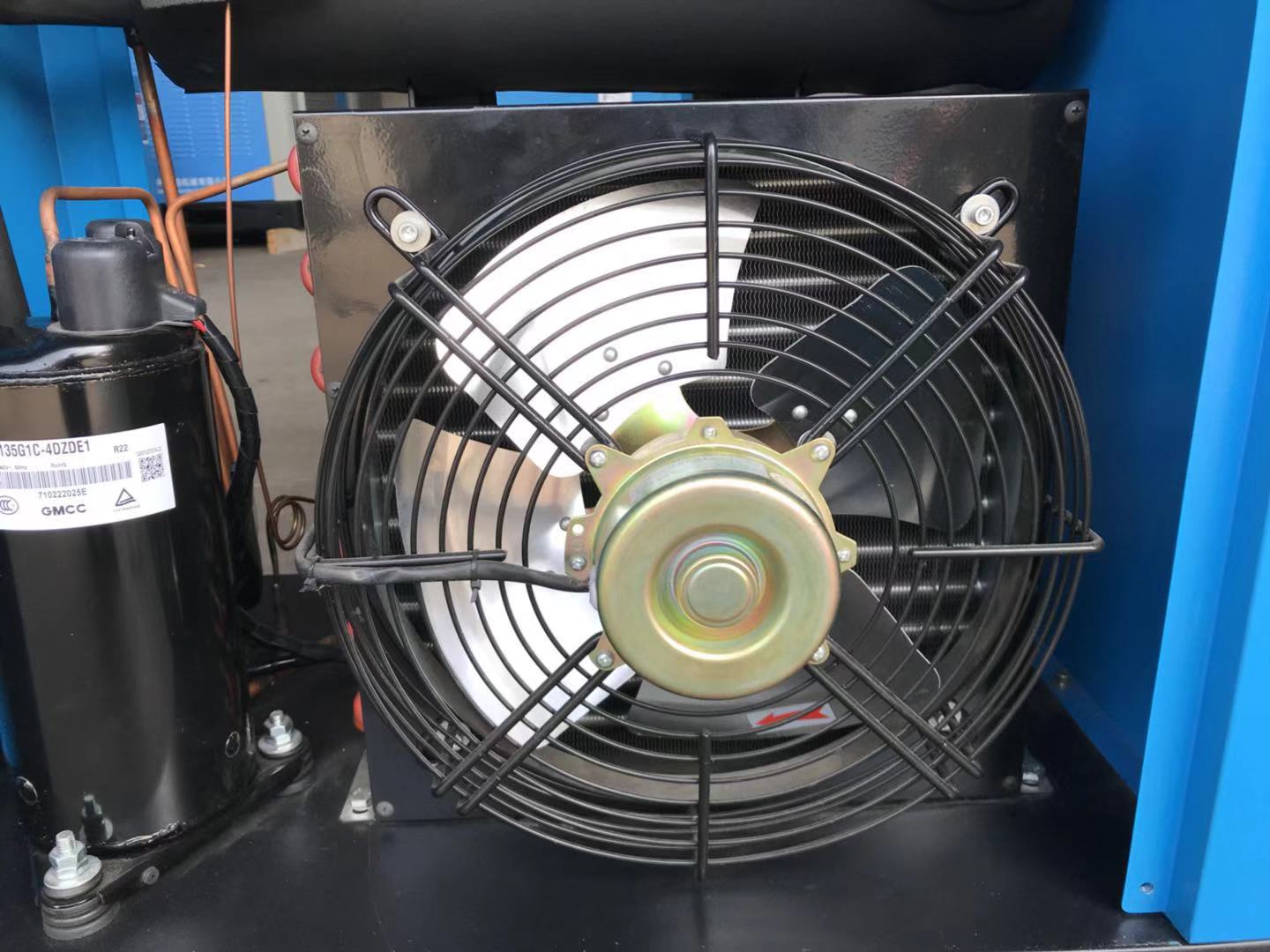 怎么選到一個(gè)更好的進(jìn)口冷干機(jī)